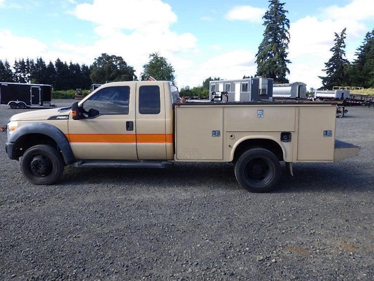 2012-ford-f550-image-8