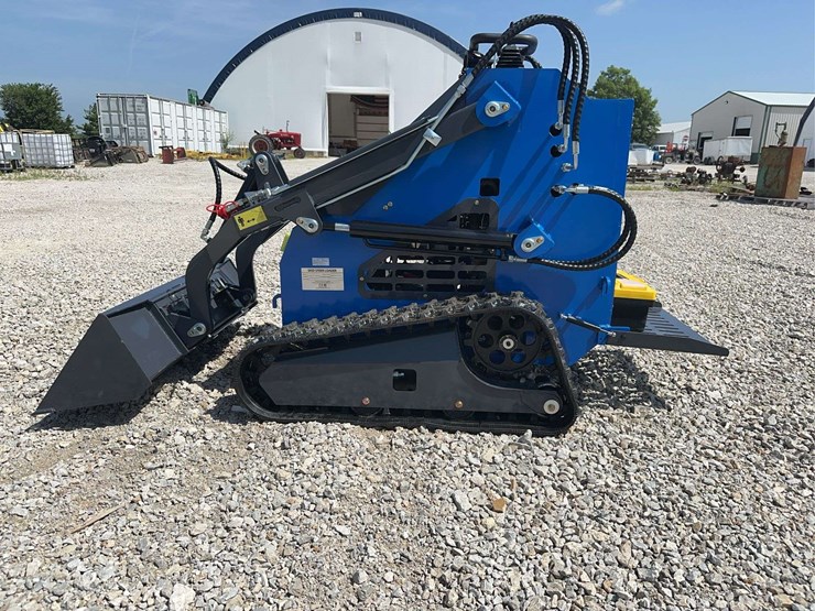2026-zjg-zj-380-tracked-mini-skid-steer-loader-image-3