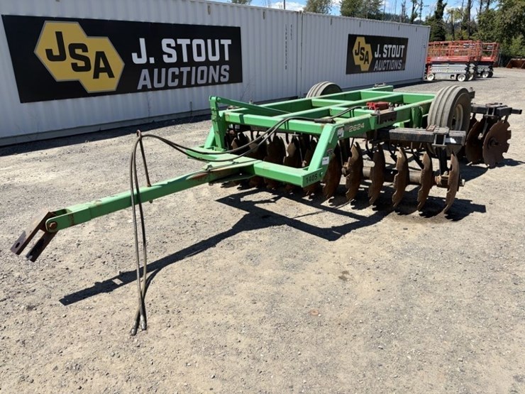 2022-industrias-america-r2624-10'-disc-harrow-image-1