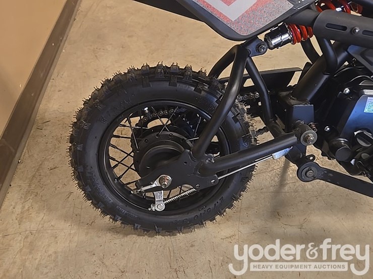unused-db-10-dirt-bike,-red-image-6