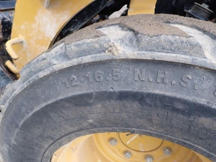 2022-caterpillar-236d3-image-33
