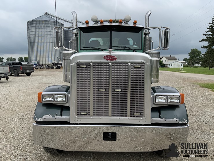 2006-peterbilt-379-image-2