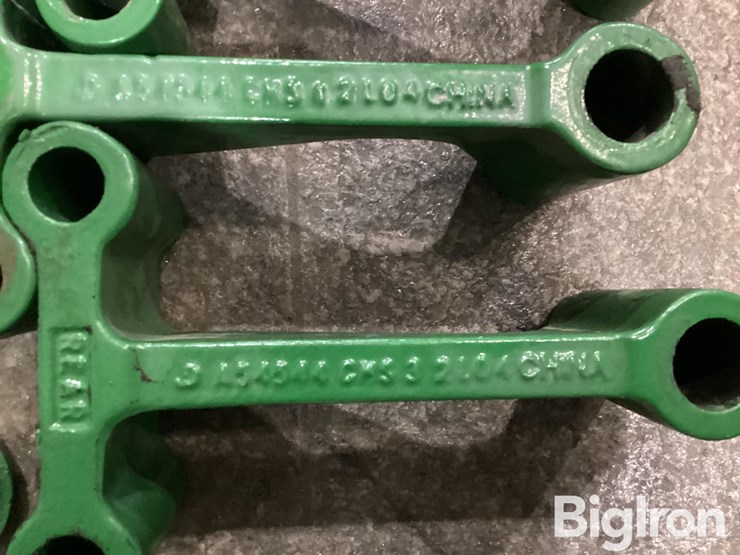 john-deere-8-image-13