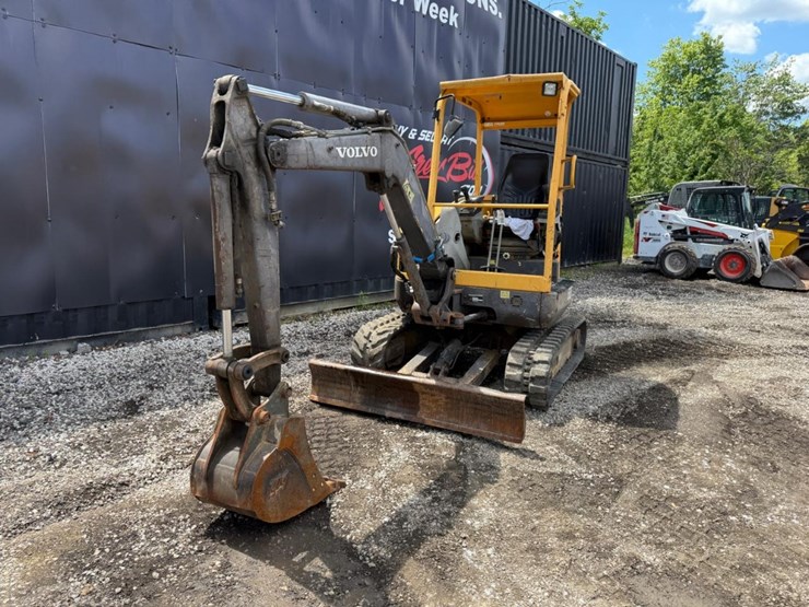 volvo-ecr28-image-7