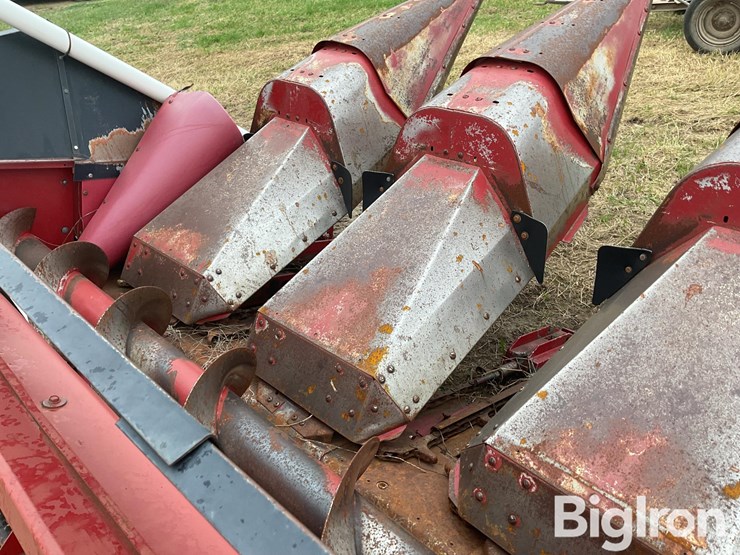 case-ih-1083-image-16