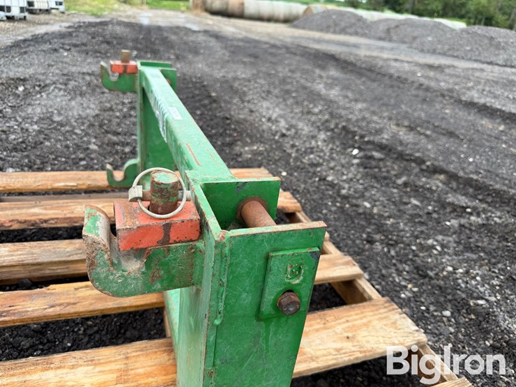 john-deere-148-image-9