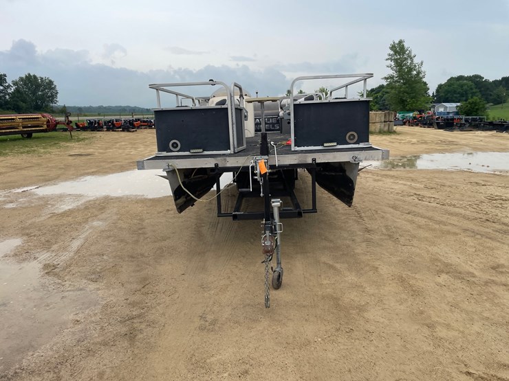 #1192-•-22'-sylvan-westwind-pontoon-(has-wi-title)-image-2