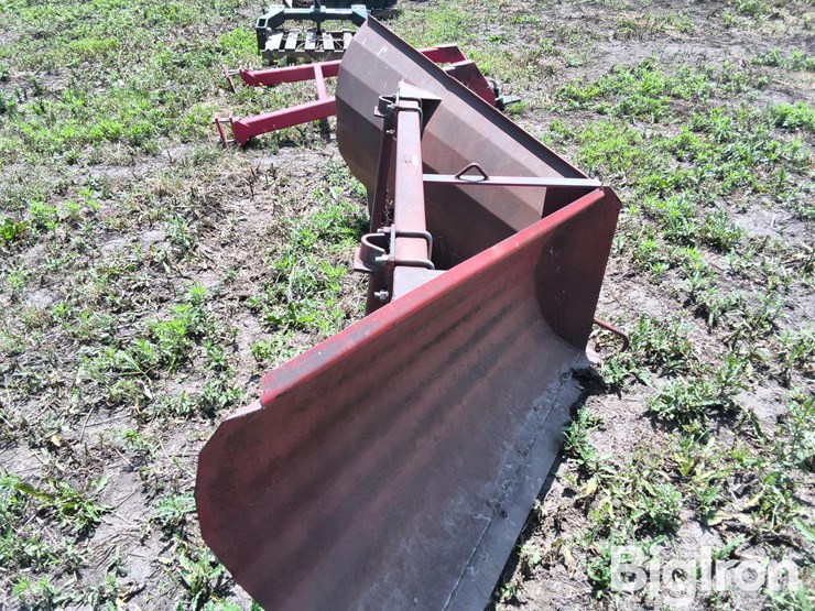 loader-v-snow-plow-image-8