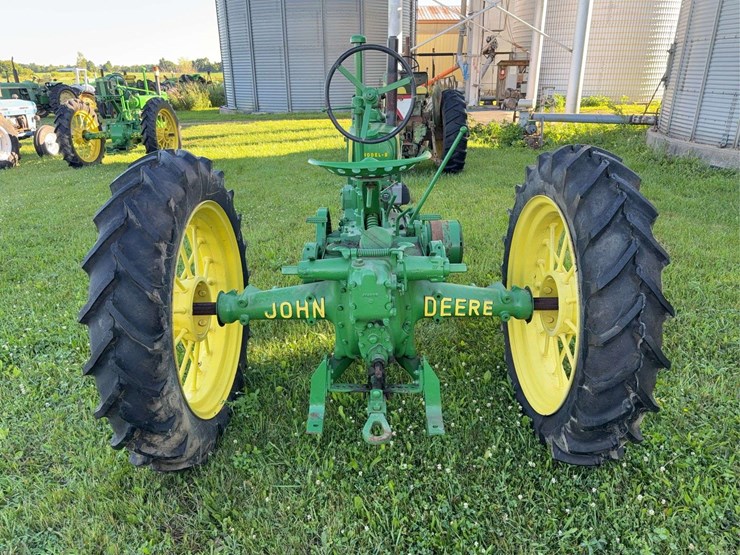 john-deere-bn-image-4