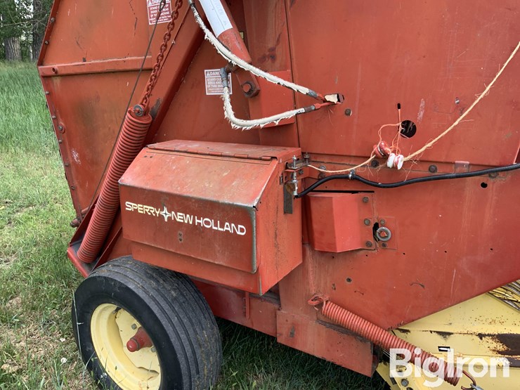 new-holland-846-image-12