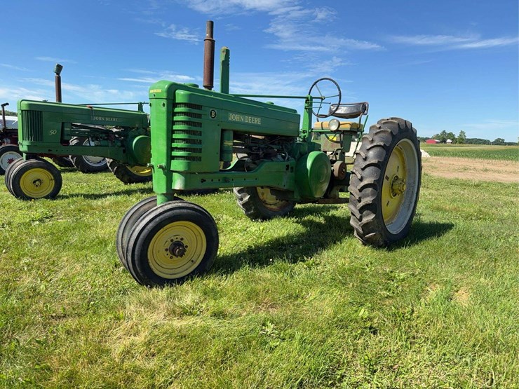 john-deere-model-b-image-2