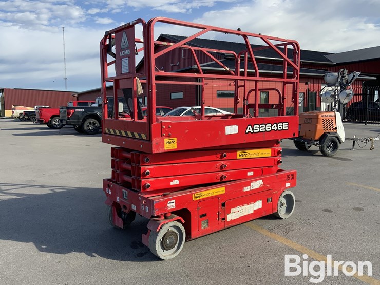 2019-massey-ferguson-730-image-1