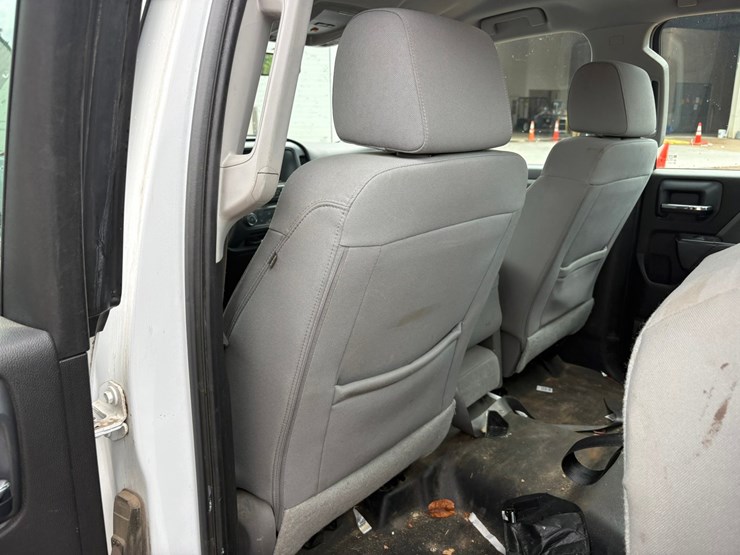 2016-gmc-1500-image-28