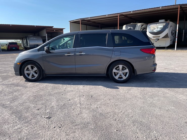2018-honda-odyssey-image-8