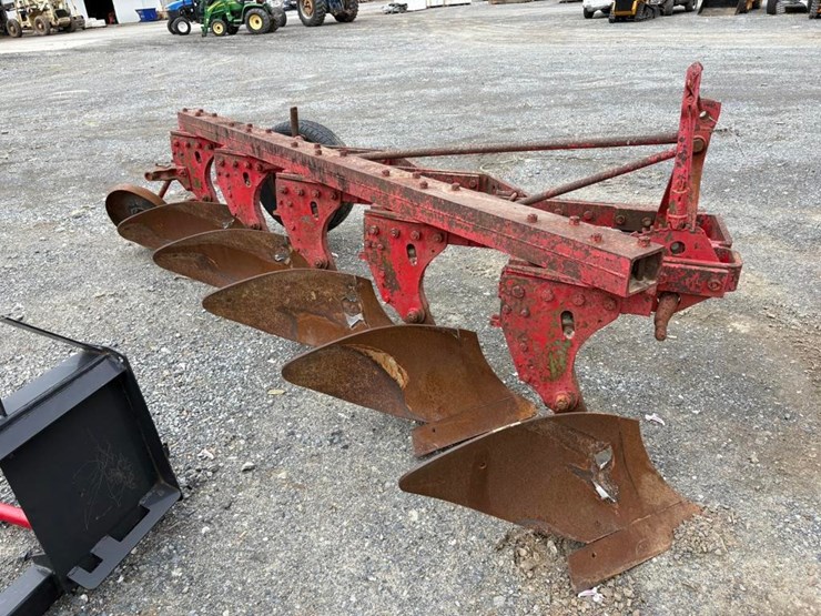 5-bottom-breaking-plow-image-1