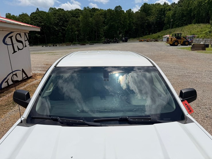 2019-chevrolet-silverado-1500-image-10