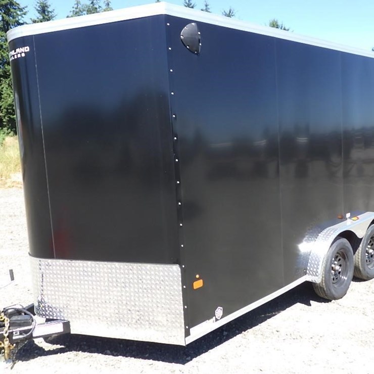 2026 Royal LCHT35-7.516V-86 T/A Enclosed Trailer
