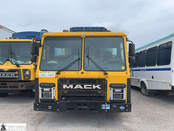 non-operable-2020-mack-lr-t/a-refuse-truck-image-2