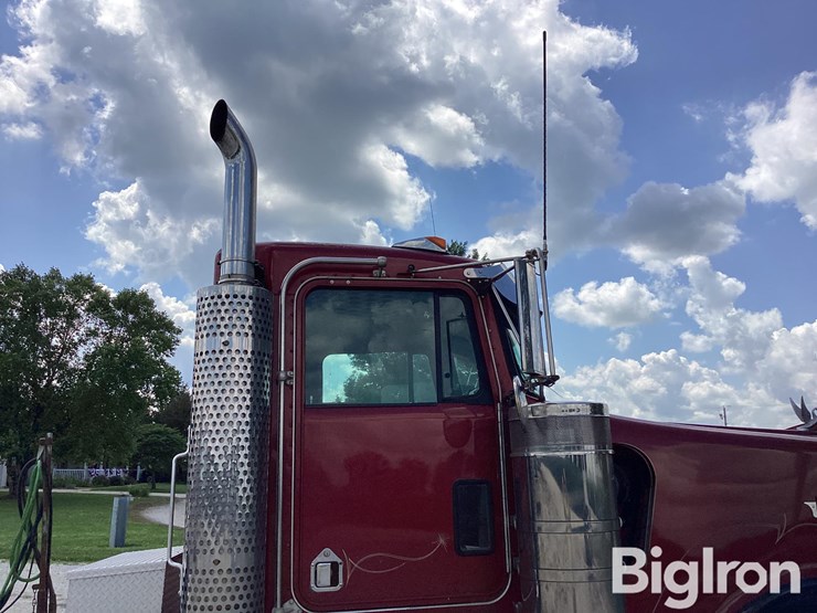 1998-kenworth-w900-image-14