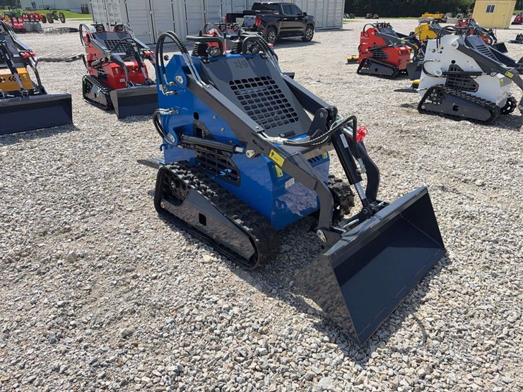 2026-zjg-zj-380-tracked-mini-skid-steer-loader-image-9