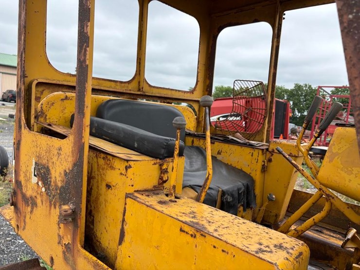 caterpillar-d4d-image-19