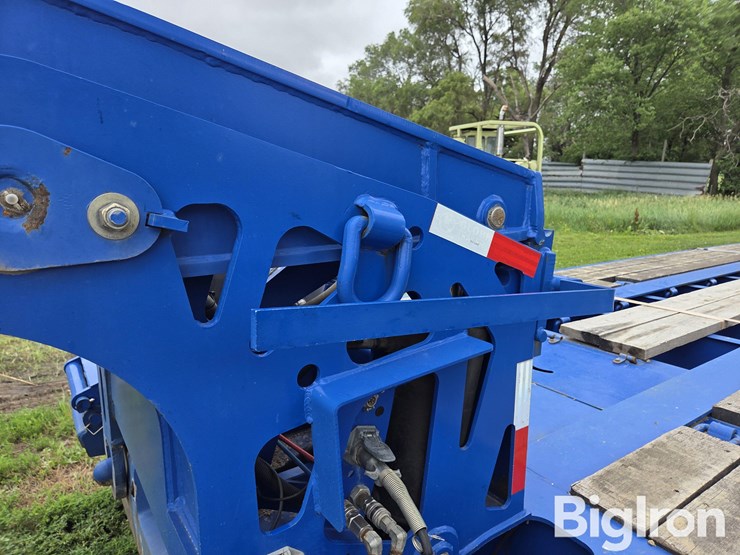 2022-globe-gtbn513-53-26-gg-tri/a-detachable-lowboy-image-12