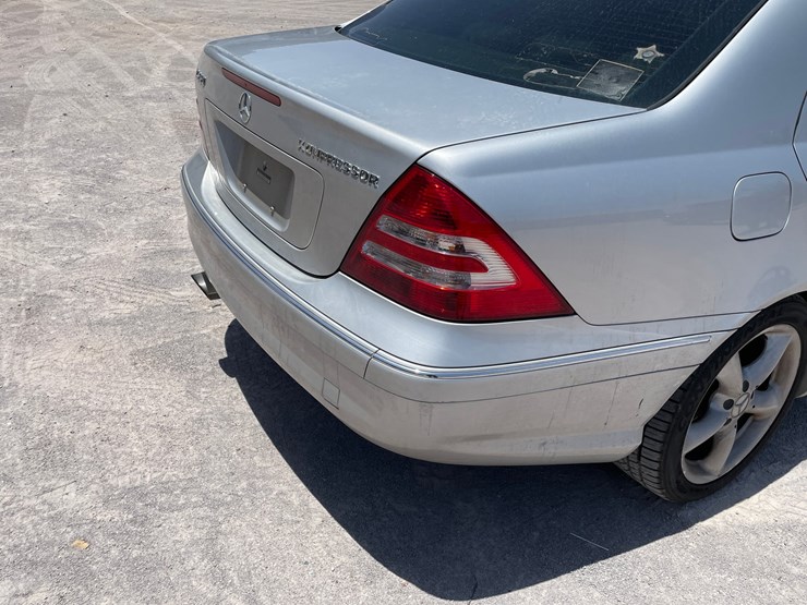 #162-•-2005-mercedes-c230-kompressor-(clean-nm-title)-image-30