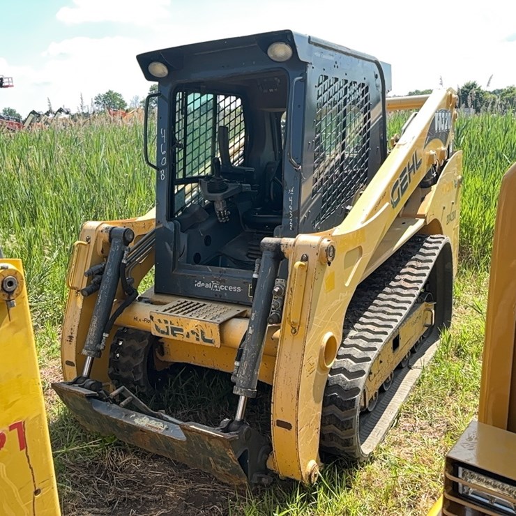 GEHL VT320