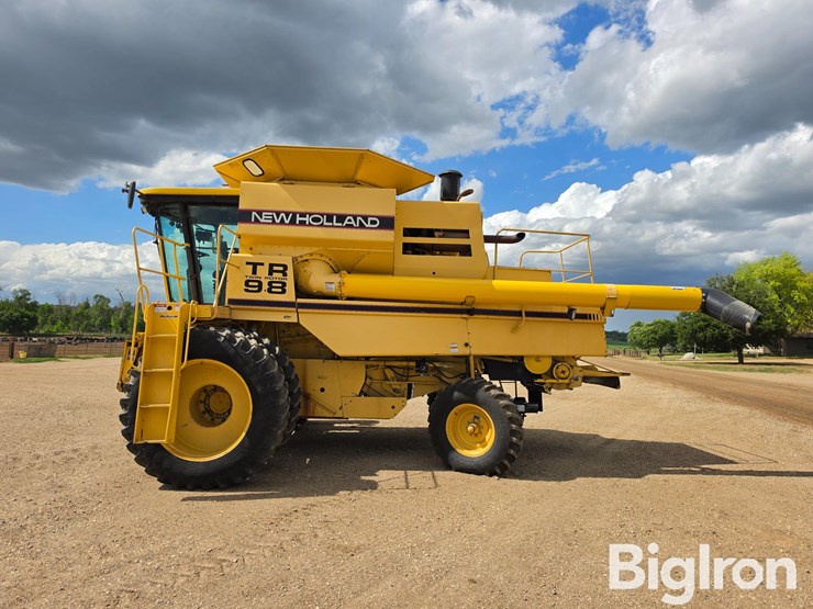 1998-new-holland-tr98-image-8