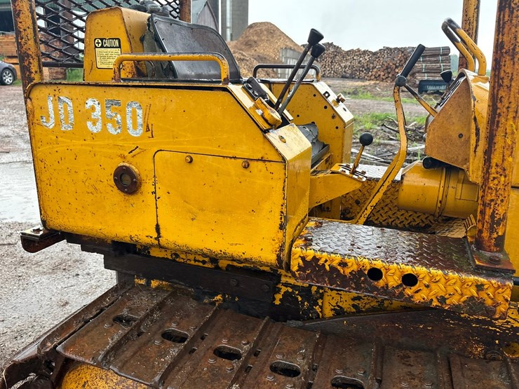 john-deere-350-image-10