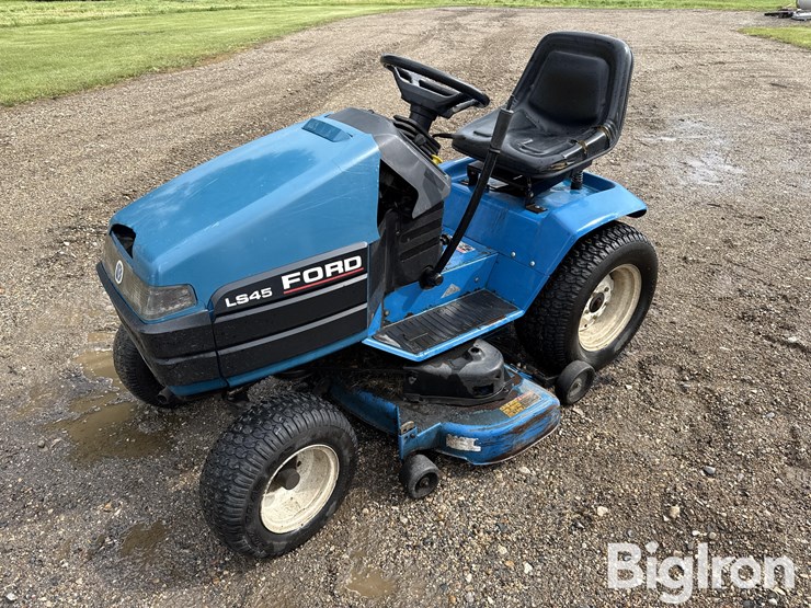 new-holland-45-image-1