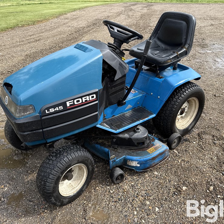 NEW HOLLAND 45