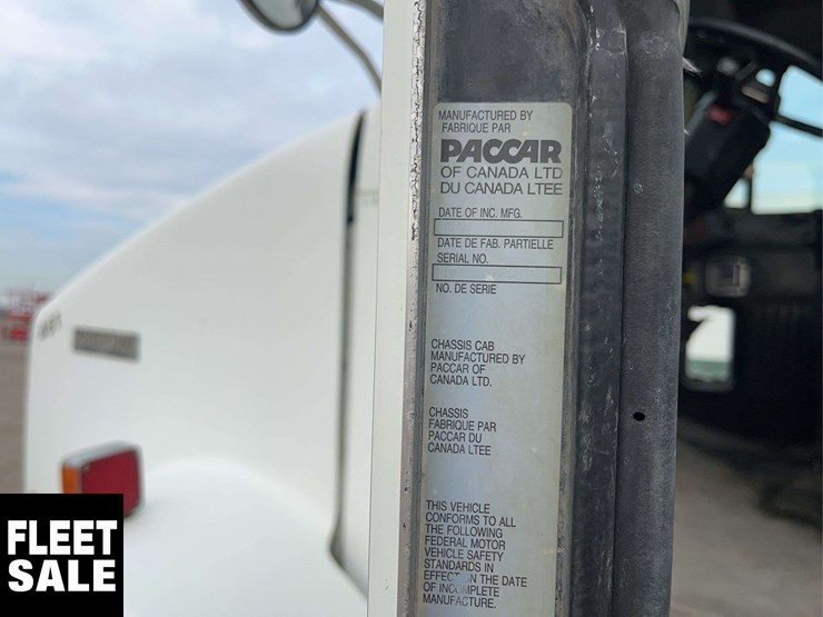 2021-ford-f550-image-43