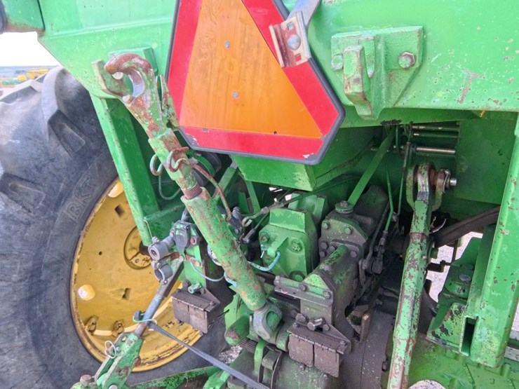 john-deere-4430-image-56
