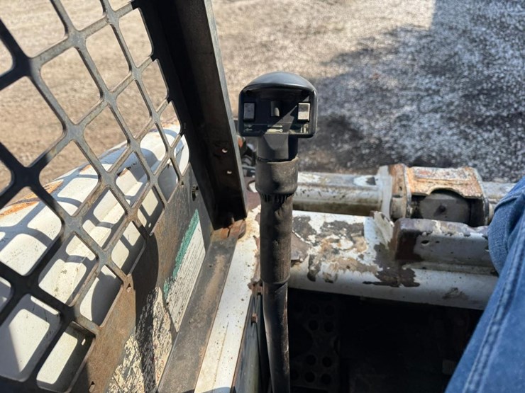bobcat-864-image-27