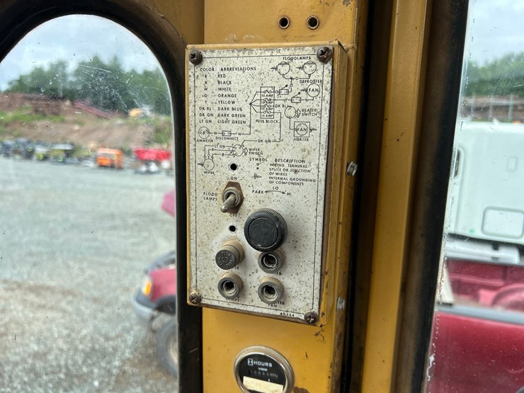 caterpillar-815a-image-48