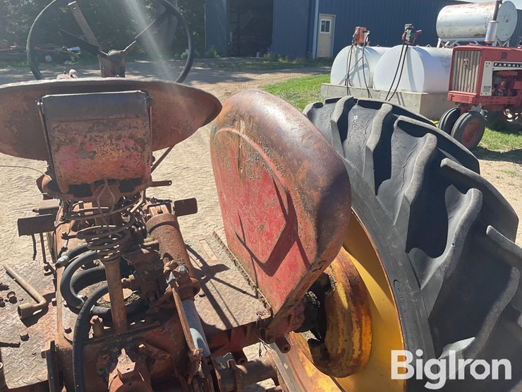 massey-ferguson-44-image-17