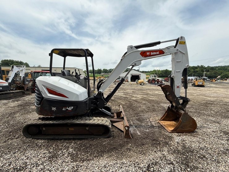 2023-bobcat-e42-image-5