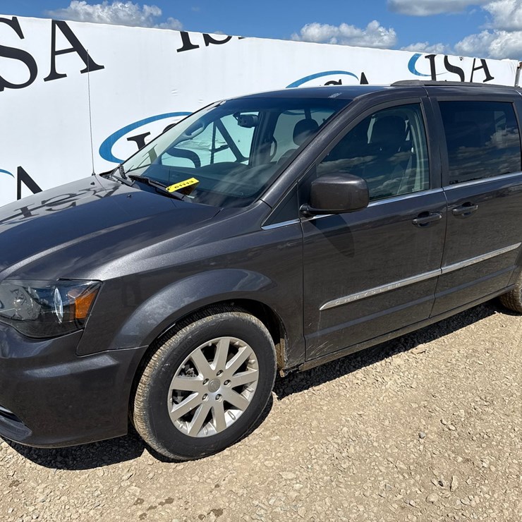 2016 CHRYSLER TOWN & COUNTRY