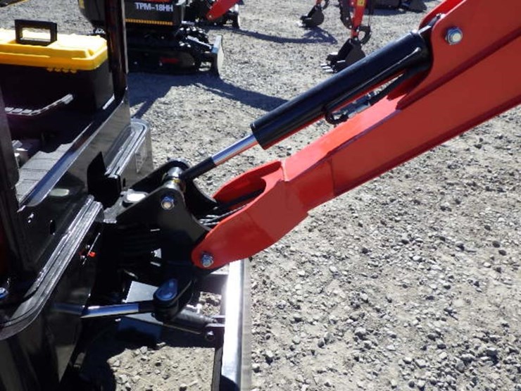 2026-tpm-tpm-18hh-hydraulic-excavator-image-11
