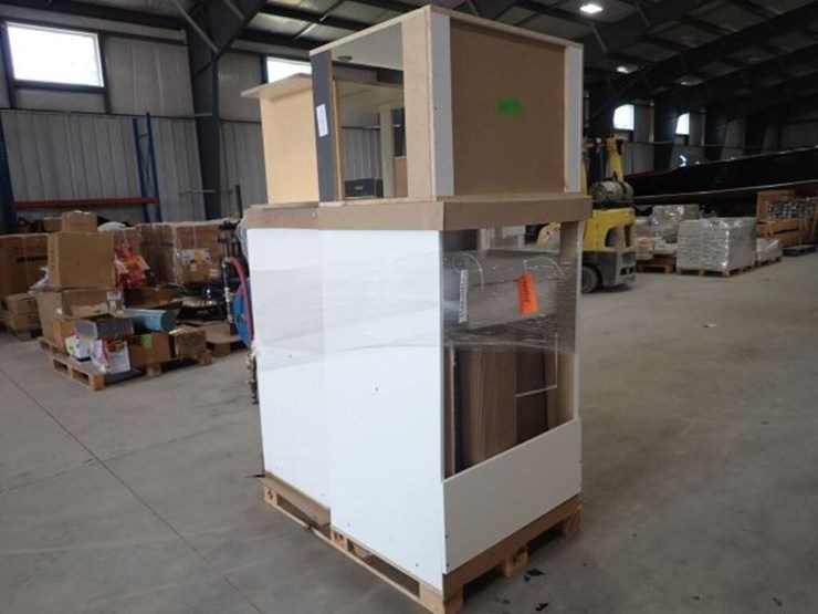 unused-qty-of-kitchen-cabinets-image-2