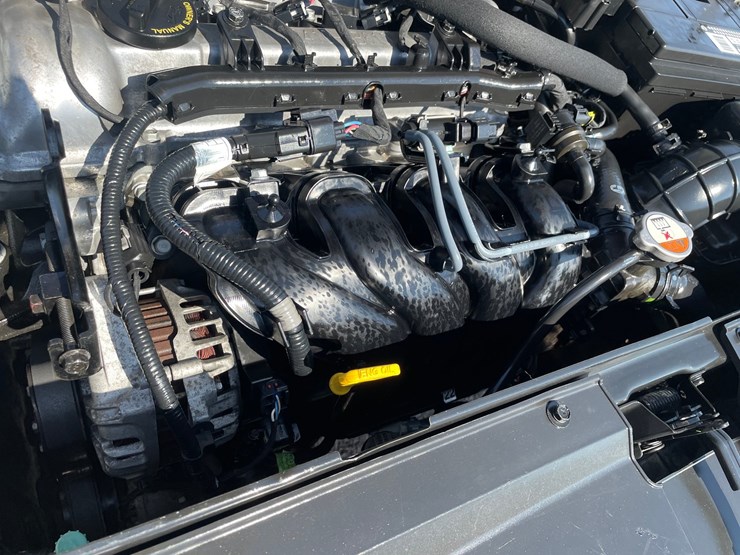 #154-•-2013-hyundai-veloster-(nm-title-in-delay)-image-27