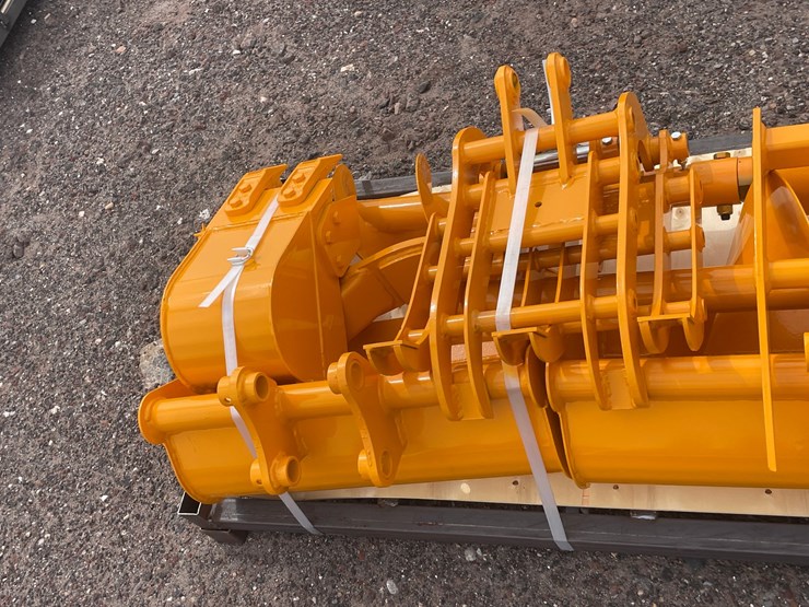 #1338-•-(8)-cat-301-excavator-attachment,-giyi,-2026,-unused-image-9
