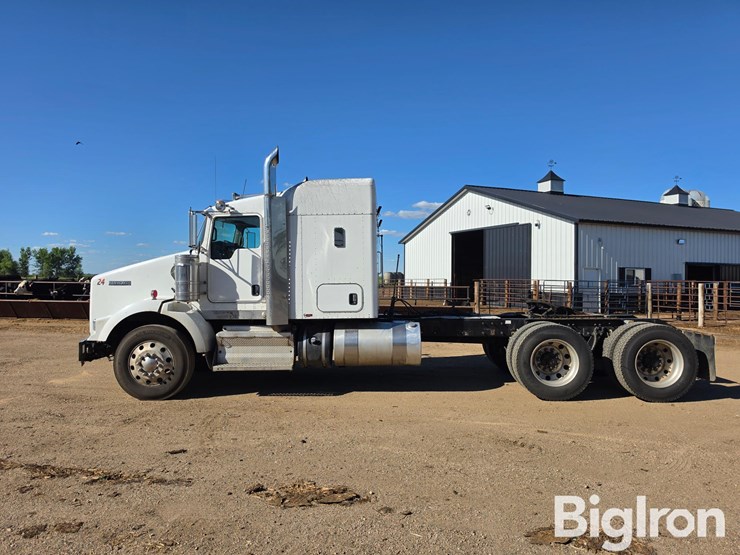 2018-kenworth-t800-image-8