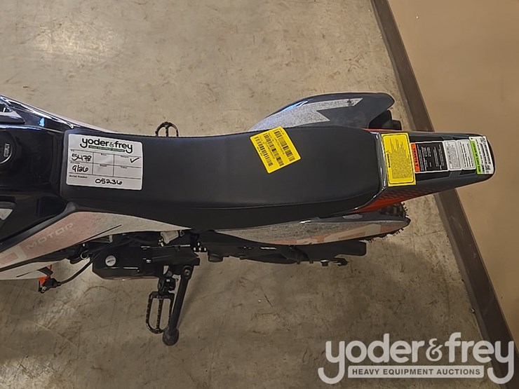 unused-db-10-dirt-bike,-red-image-17
