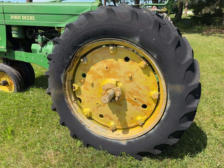 john-deere-70-image-7