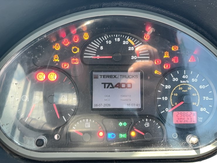 2019-terex-ta400-image-16