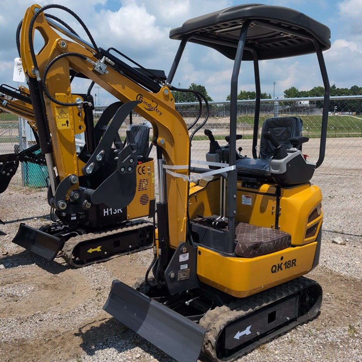 CFG Industries Mini Excavator - QK18R