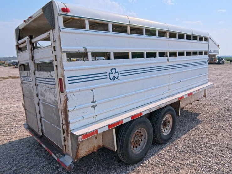 #1088-•-2000-donahue-livestock-trailer-image-30
