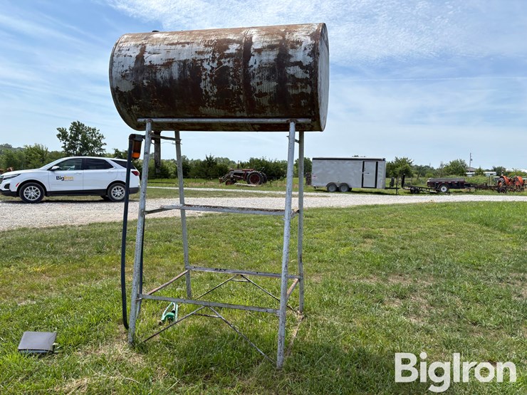 300-gal-fuel-barrel-w/stand-image-5